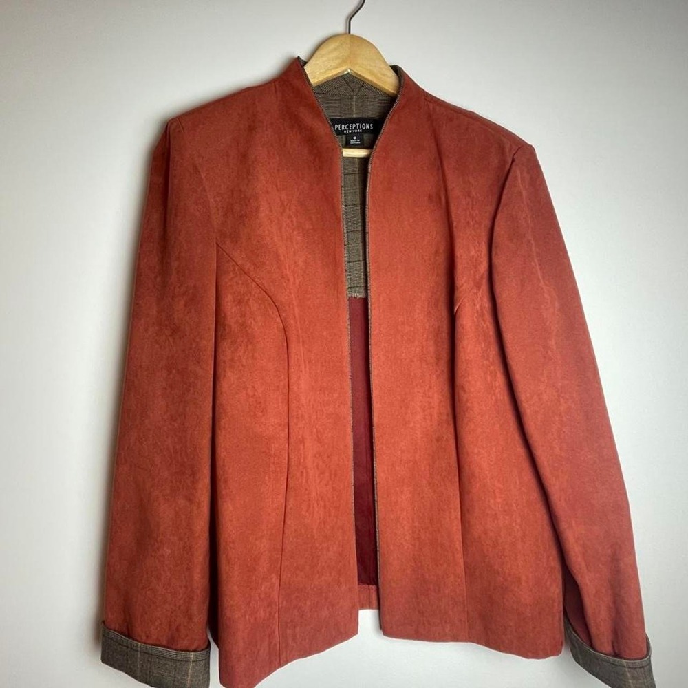 Perceptions New York 8 Burnt orange suede look Jacket. Plaid and shoulder pads